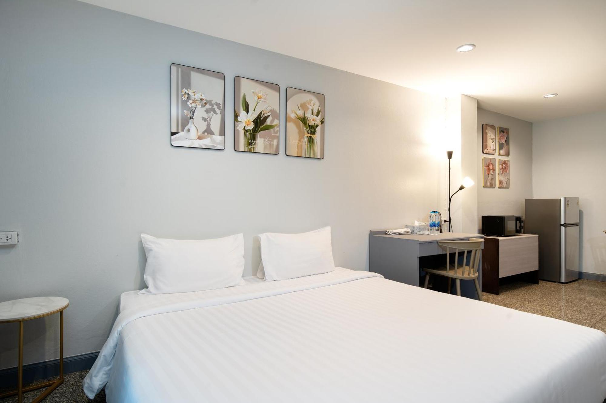 Capitel Rama 4 Aparthotel Bangkok Exteriör bild